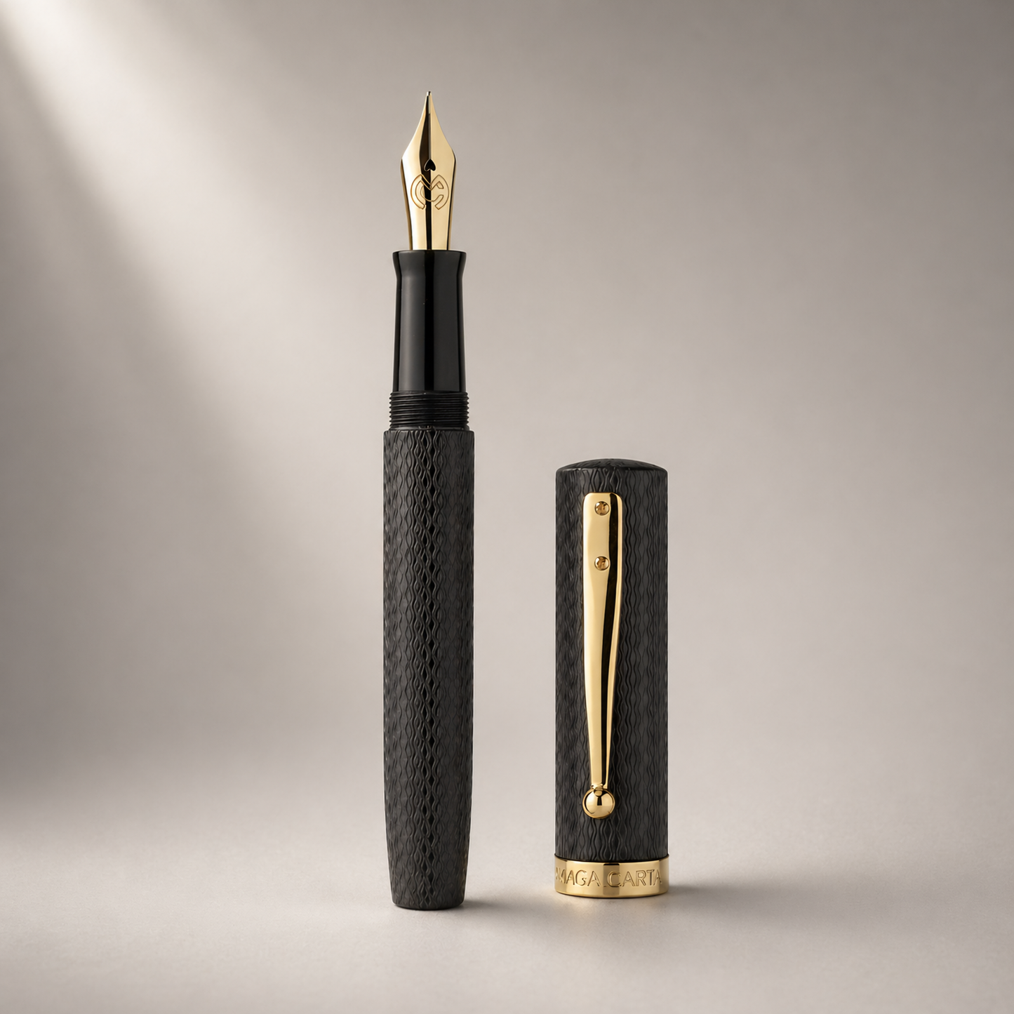 Mag 600 - Black Ebonite