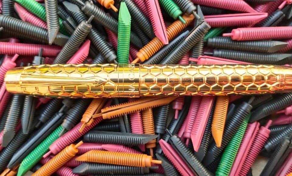 How to Choose the Perfect Pen + Paper Pair: A Beginner’s Guide – Magna ...