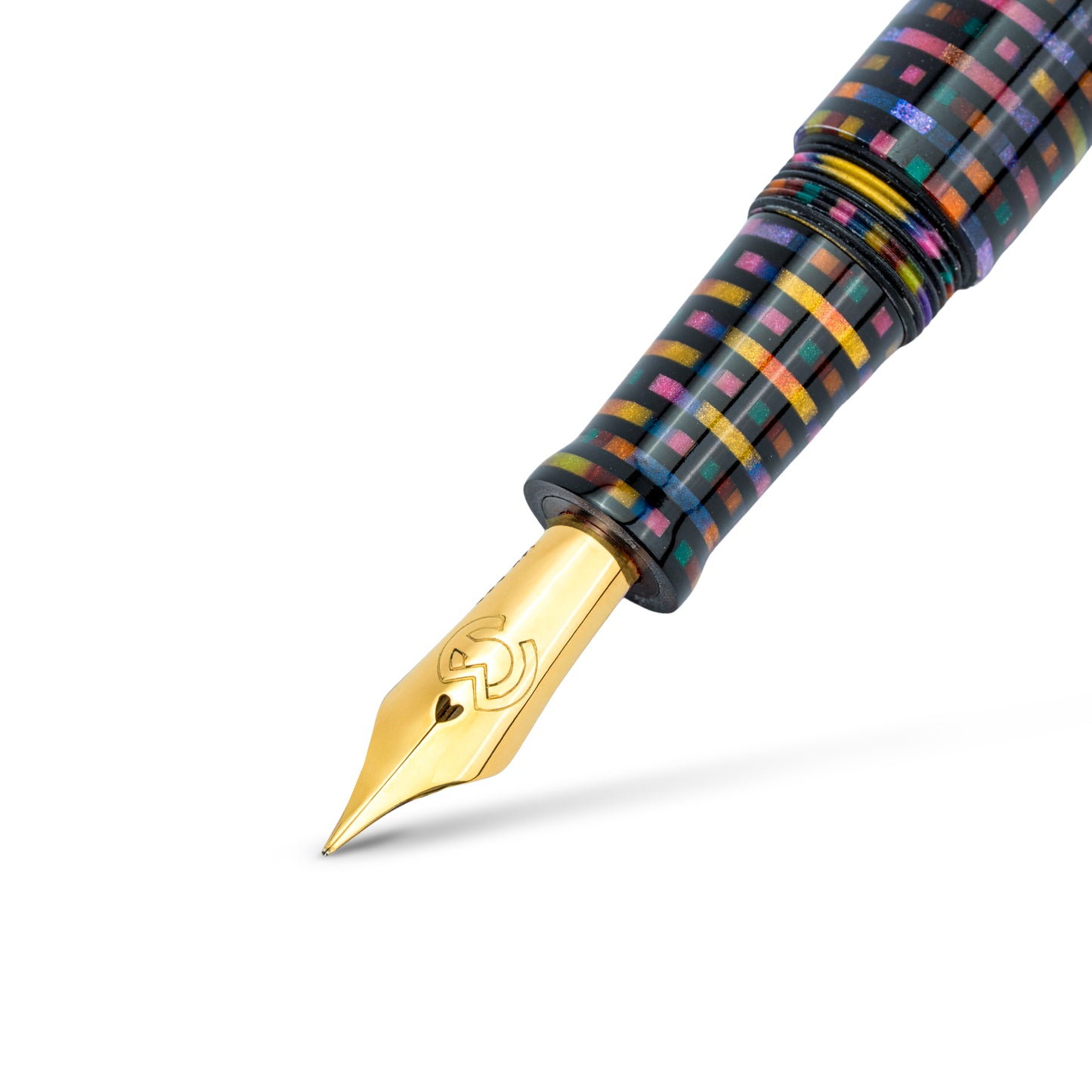 Magna Carta Mag 600 Fountain Pen - Faux Pixel